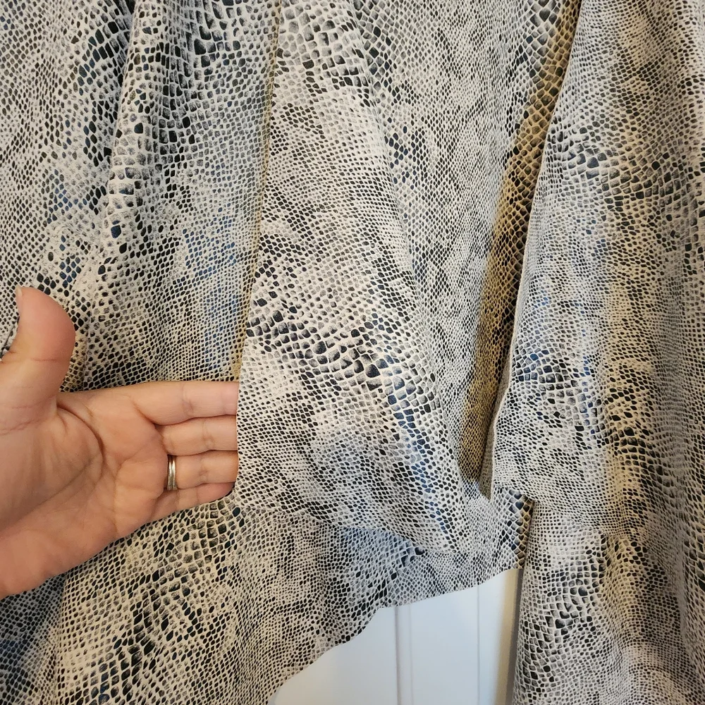 Jacket - Picture 4 of 6
